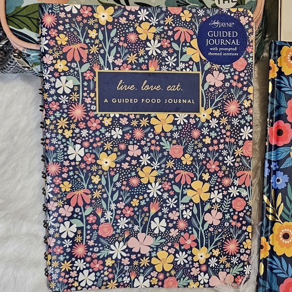 SPRING BUNDLE | OS - Picture 5 of 6